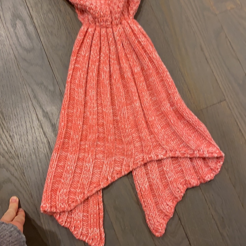 Mermaid knit blanket - Picture 2 of 7